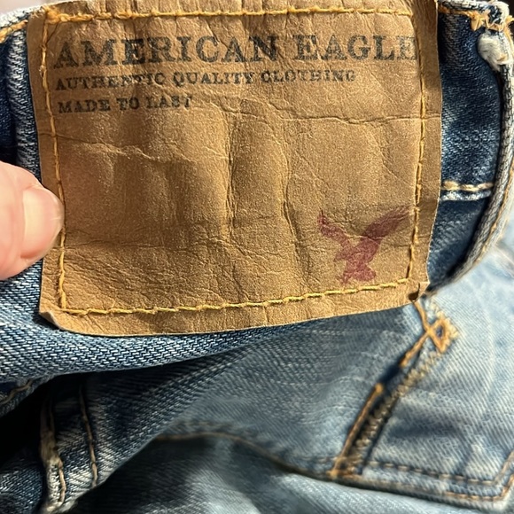 American Eagle Jeans Mens 29/30 Bootcut Blue Distressed Medium Wash Logo Patch - Picture 12 of 12